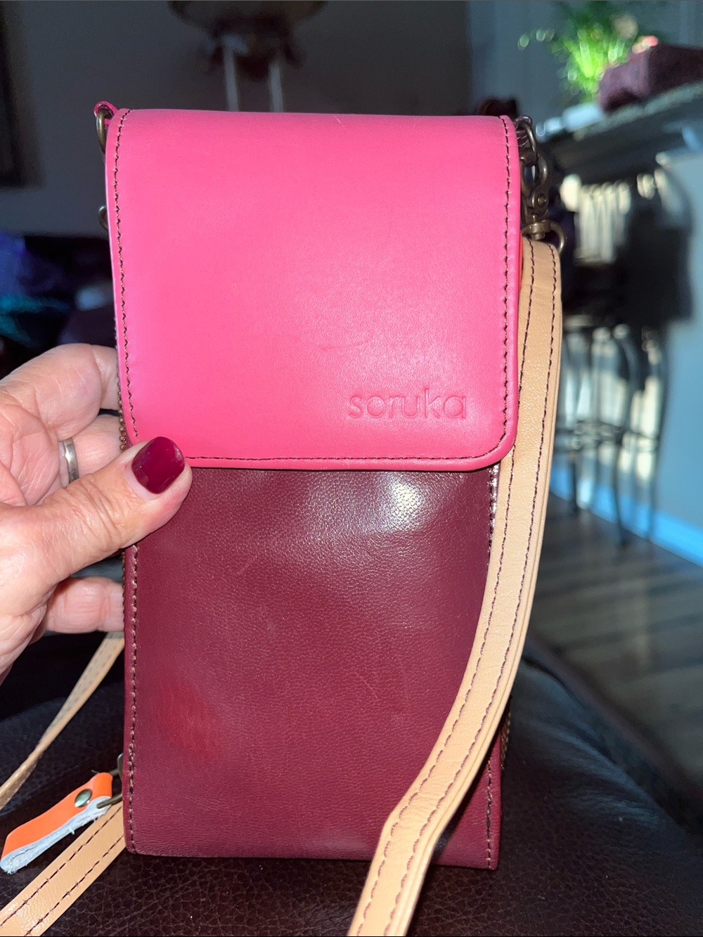 EUC Soruka Eva One of a Kind Leather Phone Wallet/Crossbody
